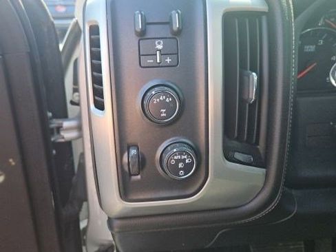 Used 2019 GMC Sierra 3500 SLT w/ Duramax Plus Package AWD/4WD image 7