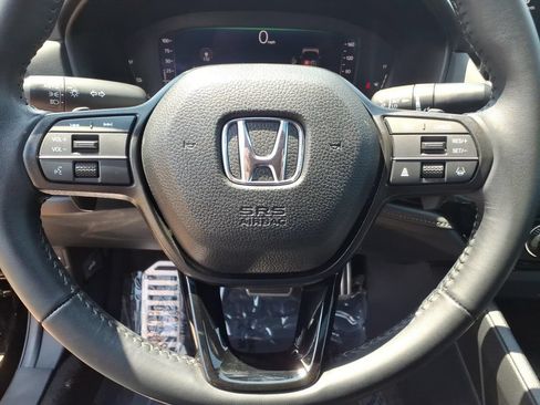 Used 2024 Honda Accord Sport image 12