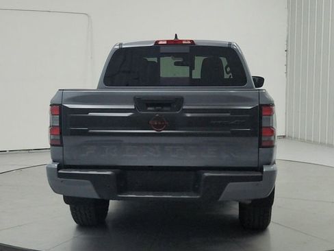 Used 2025 Nissan Frontier PRO-4X AWD/4WD image 6
