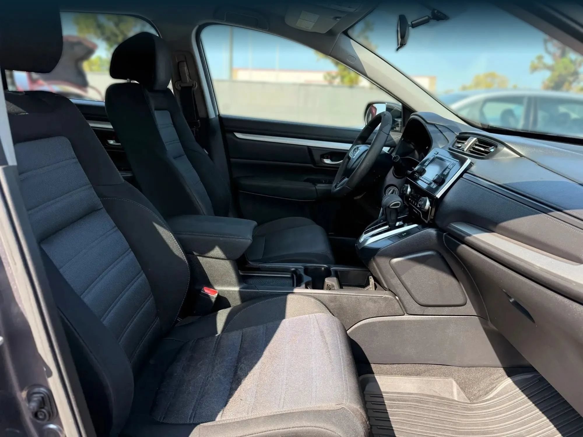 Used 2019 Honda CR-V LX image 18