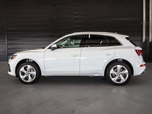 Used 2021 Audi Q5 2.0T Premium Plus AWD/4WD image 15