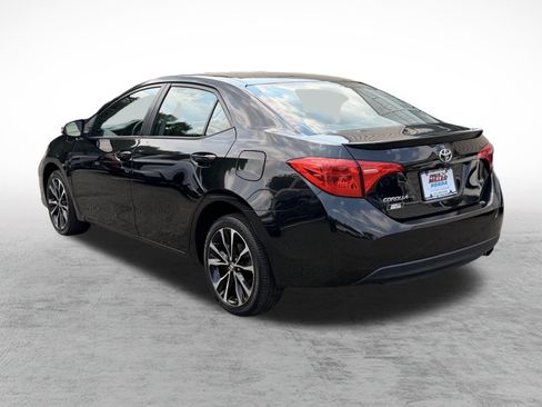 Used 2018 Toyota Corolla SE w/ Carpet Mat Package (TMS) FWD image 5