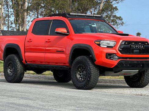 Used 2023 Toyota Tacoma TRD Pro AWD/4WD image 7