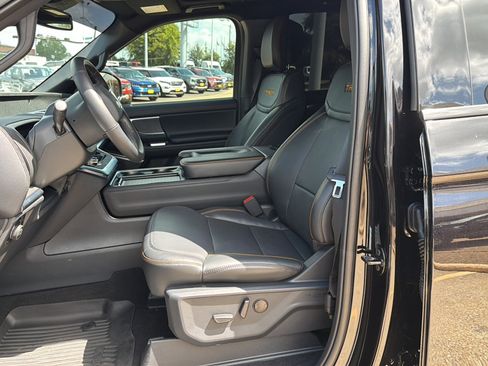 Used 2026 Ford Expedition Tremor AWD/4WD image 13