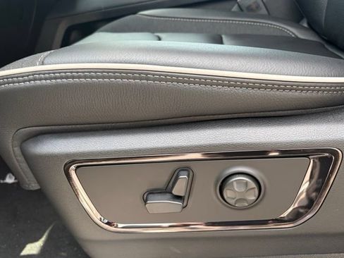 New 2026 RAM 1500 Limited AWD/4WD image 17