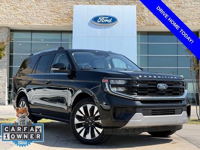 Used 2025 Ford Expedition Platinum w/ Driver's Package