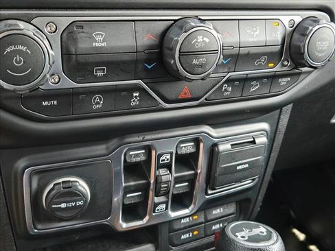 Used 2019 Jeep Wrangler Unlimited Sport S AWD/4WD image 14