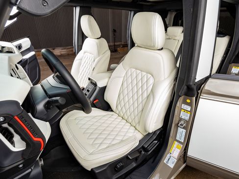 Used 2026 Ford Bronco Heritage Edition image 29