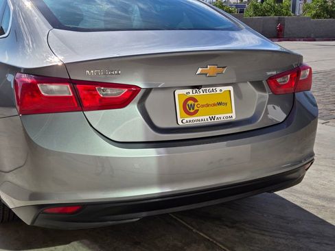 Used 2024 Chevrolet Malibu LS FWD image 4