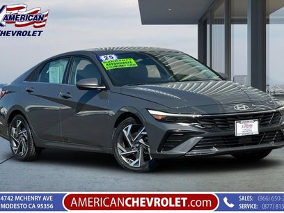 Used 2025 Hyundai Elantra SEL