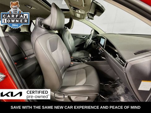Used 2025 Kia Niro EX Touring FWD image 34