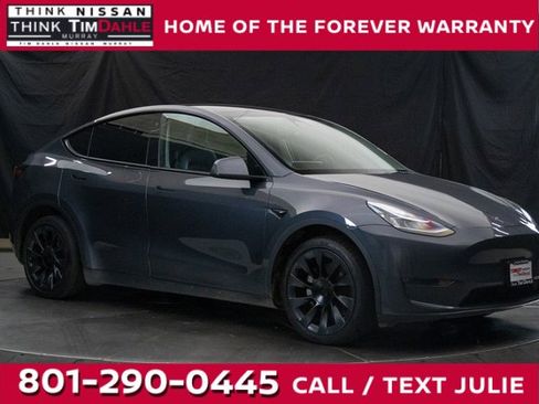 Used 2023 Tesla Model Y Long Range image 1