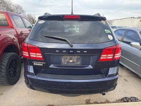 Used 2017 Dodge Journey SE w/ Flexible Seating Group image 5