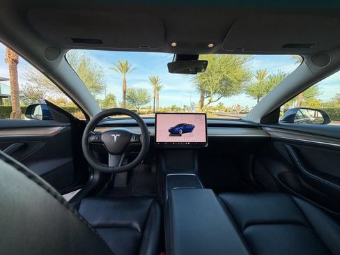 Used 2022 Tesla Model 3 RWD image 11