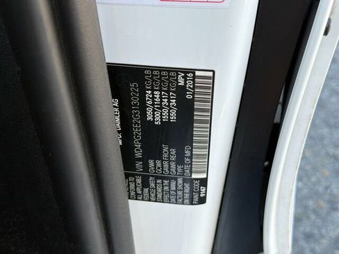 Used 2016 Mercedes-Benz Metris Passenger image 36