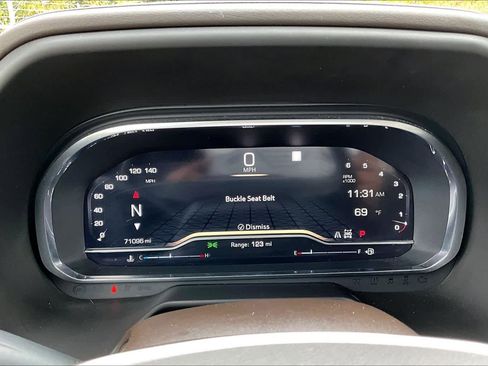 Used 2022 GMC Yukon XL SLT image 26