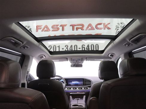 Used 2020 Mercedes-Benz GLS 580 4MATIC image 13