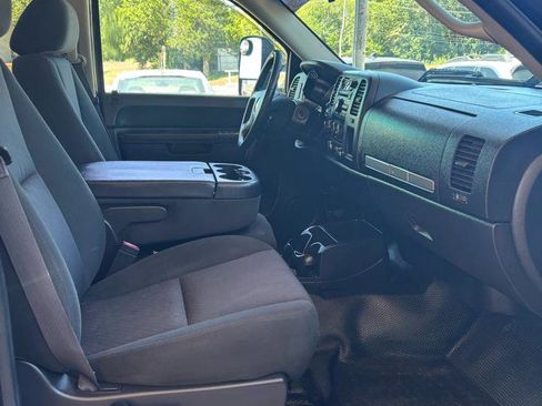 Used 2013 Chevrolet Silverado 2500 LT AWD/4WD image 5