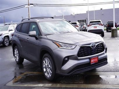 New 2026 Toyota Highlander Limited