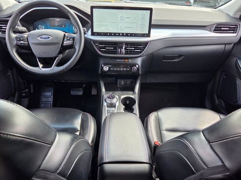 Used 2024 Ford Escape Platinum AWD/4WD image 8