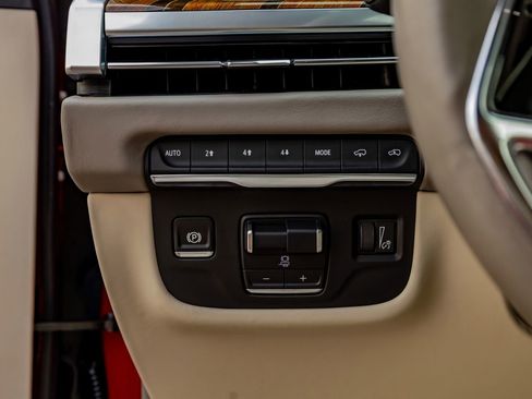 Used 2025 Cadillac Escalade Sport Platinum w/ LPO, Floor Liner Package image 22