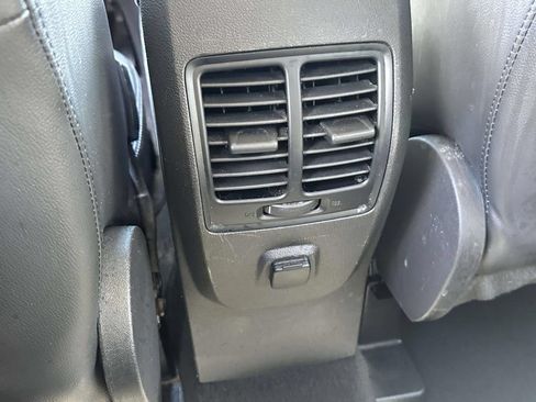 Used 2018 Ford Escape SEL FWD image 11
