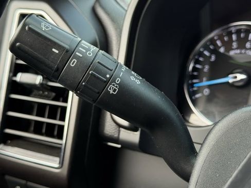 Used 2021 Ford Expedition Max Limited image 23