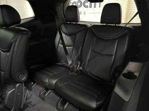 Used 2020 Cadillac XT6 Premium Luxury image 36