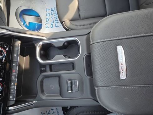 New 2026 GMC Sierra 3500 Denali w/ Denali Reserve Package image 40