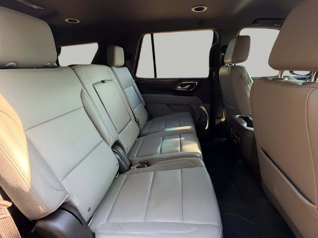 Used 2022 Chevrolet Tahoe Z71 w/ Max Trailering Package AWD/4WD image 9