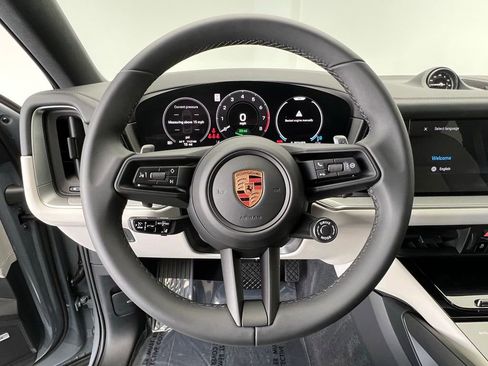 Used 2026 Porsche Cayenne E-Hybrid Coupe AWD/4WD image 7