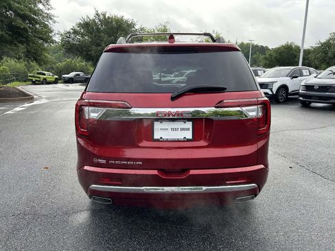 Used 2023 GMC Acadia Denali FWD image 4