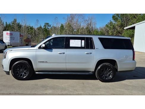 Used 2019 GMC Yukon XL SLT w/ Open Road Package image 5