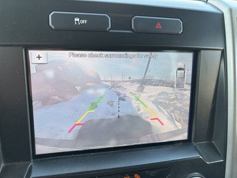 Used 2017 Ford F150 Lariat image 10