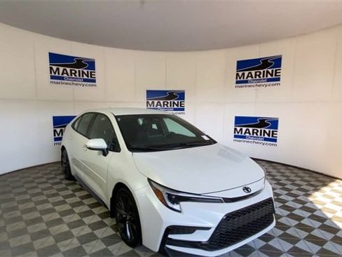 Used 2025 Toyota Corolla SE image 4