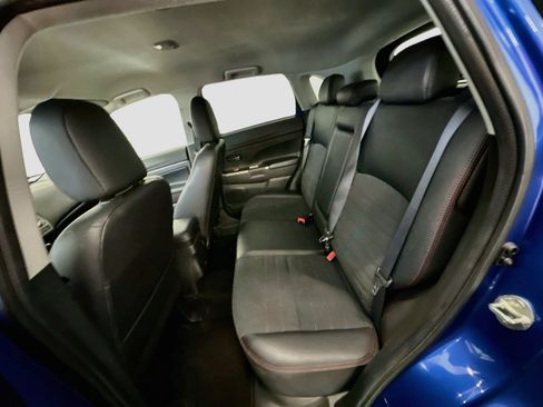 Used 2024 Mitsubishi Outlander Sport AWD image 28