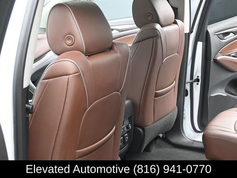 Used 2021 Buick Enclave Avenir w/ Avenir Technology Package AWD/4WD image 20