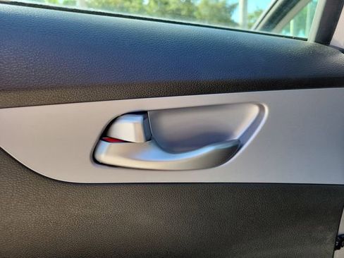 Certified 2024 Kia Forte LXS FWD image 10