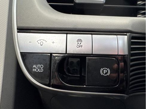 Used 2024 Hyundai Ioniq 5 SE image 28