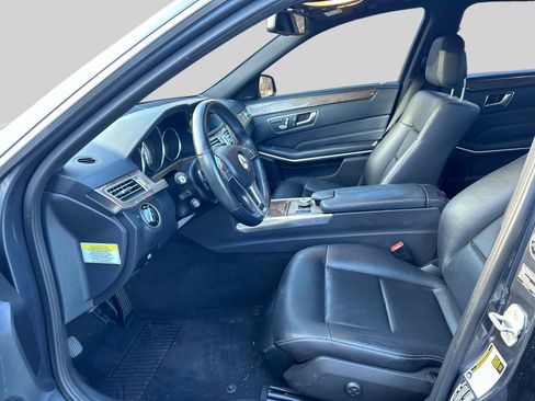 Used 2014 Mercedes-Benz E 350 4MATIC Sedan image 9