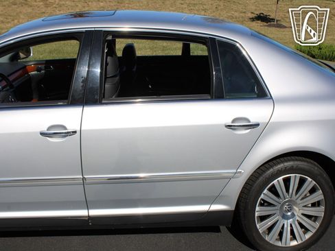 Used 2006 Volkswagen Phaeton V8 AWD/4WD image 28