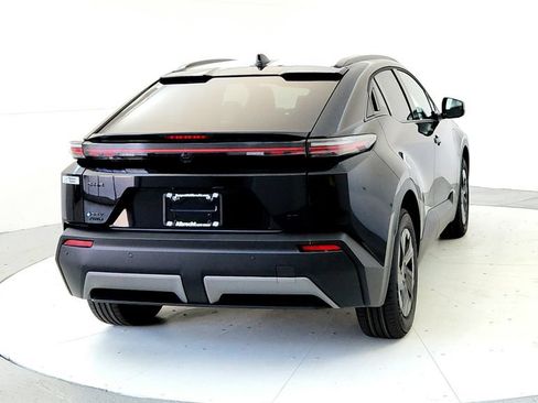 New 2026 Toyota C-HR AWD/4WD image 5