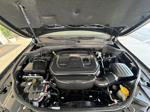 Used 2020 Jeep Grand Cherokee Altitude AWD/4WD image 26