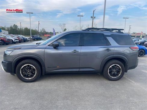 Used 2023 Nissan Pathfinder Rock Creek AWD/4WD image 5
