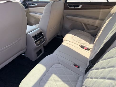 New 2026 Volkswagen Atlas SEL Premium R-Line image 24