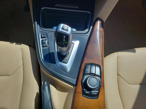 Used 2014 BMW 320i Sedan RWD image 15