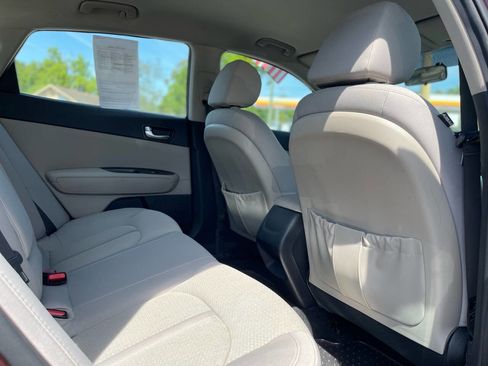 Used 2016 Kia Optima LX image 21