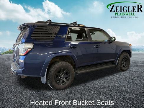Used 2018 Toyota 4Runner TRD Off-Road Premium AWD/4WD image 6