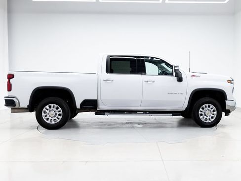 Used 2024 Chevrolet Silverado 2500 LTZ w/ LTZ Convenience Package AWD/4WD image 11