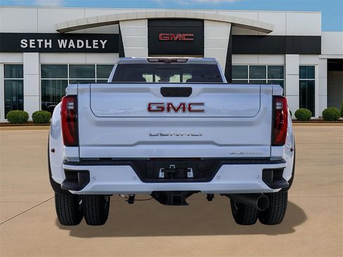 New 2026 GMC Sierra 3500 Denali w/ Denali Reserve Package image 6